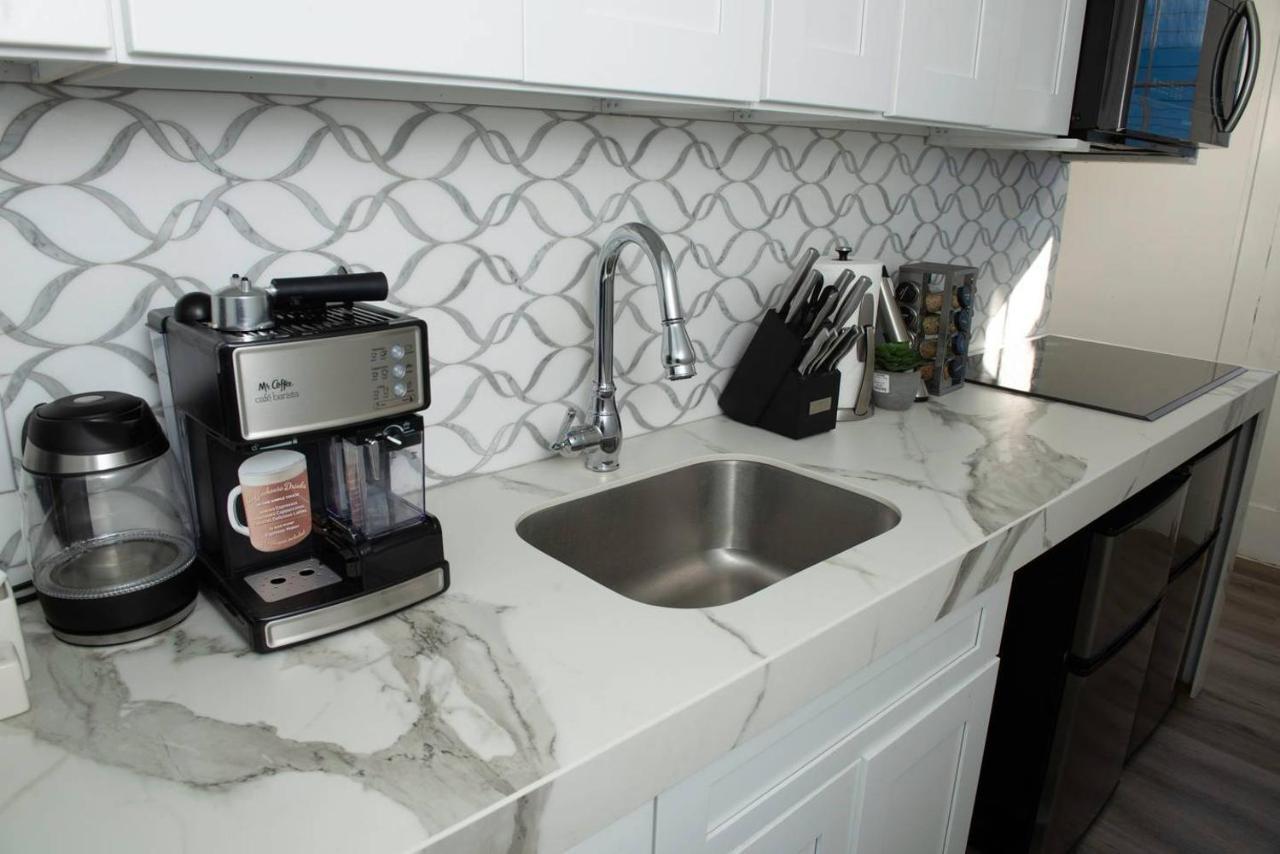 4 Bedroom - Sleeps 8! Best Location Next To Bourbon Street! New Orleans Exterior foto